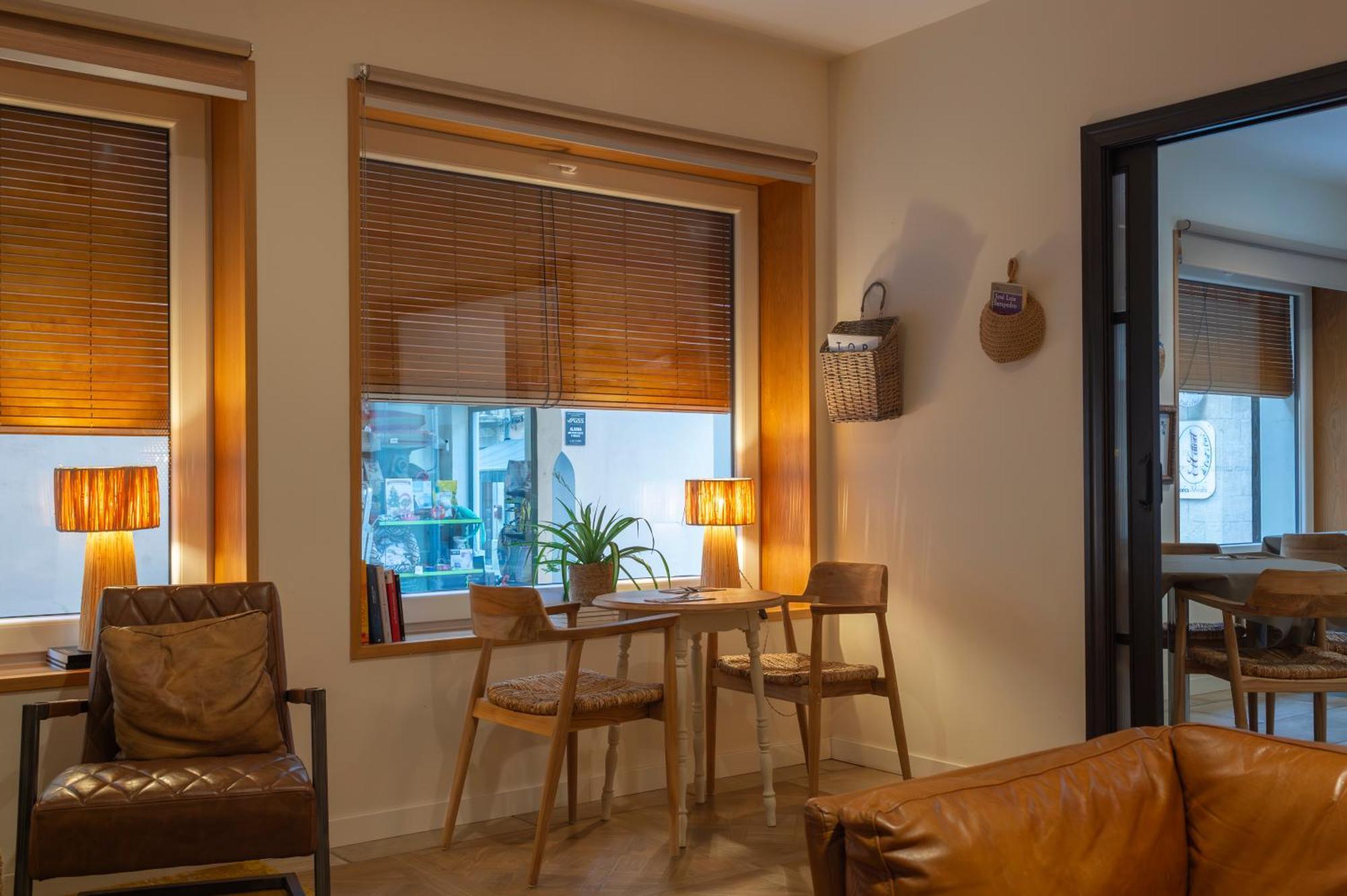 Hostal Boutique Es Portalet Сан-Фелиу-де-Гишольс Экстерьер фото