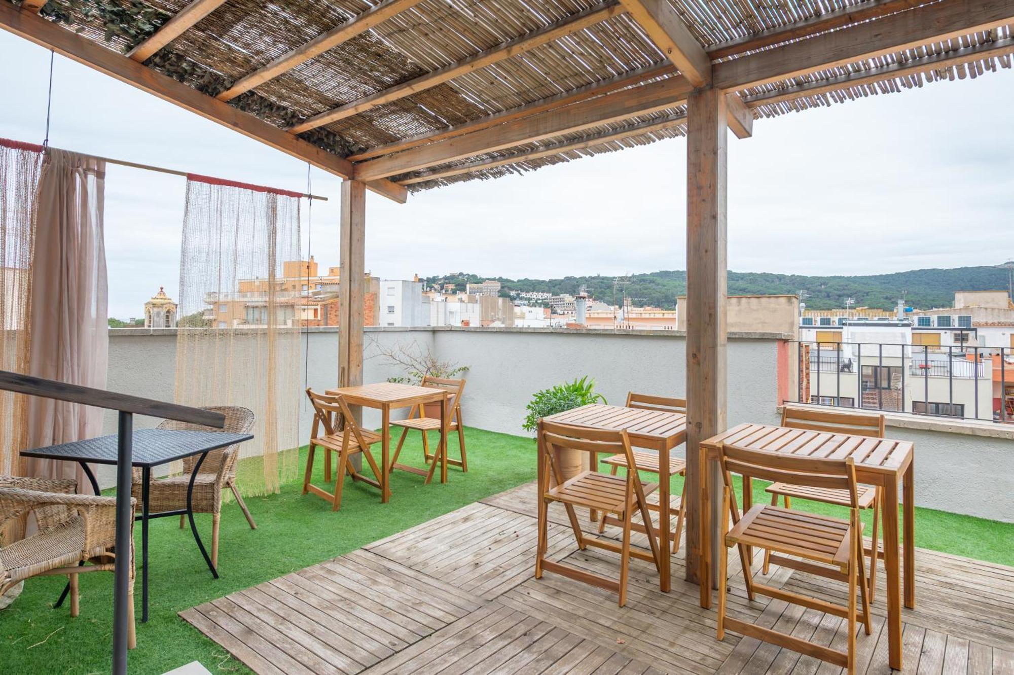 Hostal Boutique Es Portalet Сан-Фелиу-де-Гишольс Экстерьер фото