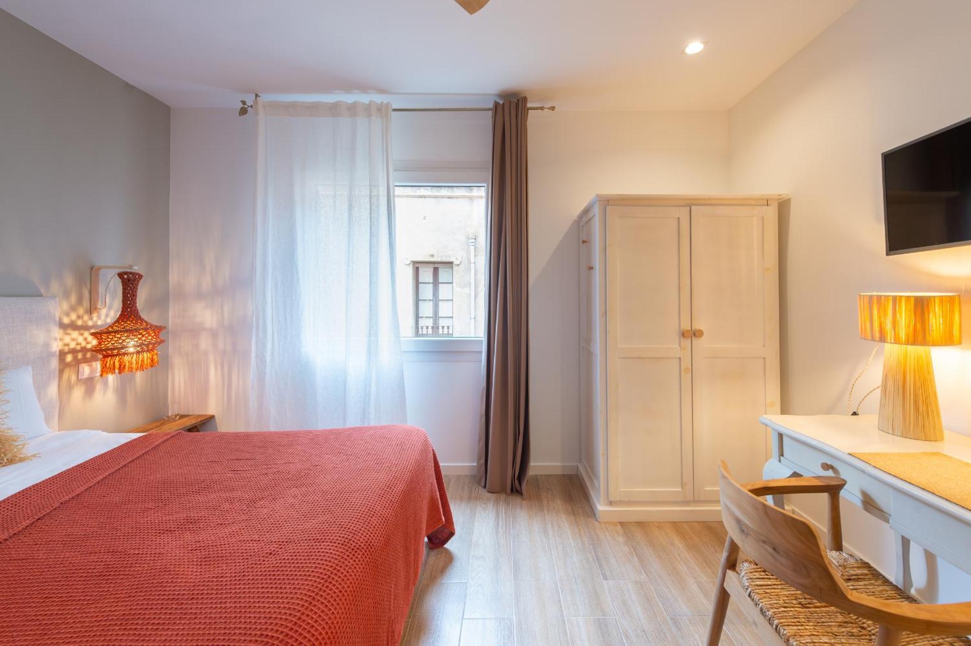 Hostal Boutique Es Portalet Сан-Фелиу-де-Гишольс Номер фото